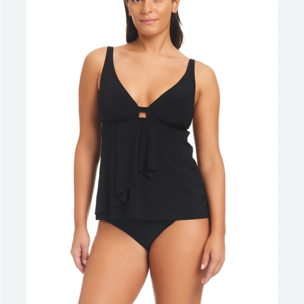 NWT Beyond Control Solid Front-Cascade‎ Tankini Top in Black Size 8 NEW $98